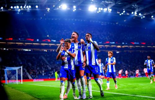 欧联杯波尔图1-1诺丁汉森林 波尔图惊天乌龙