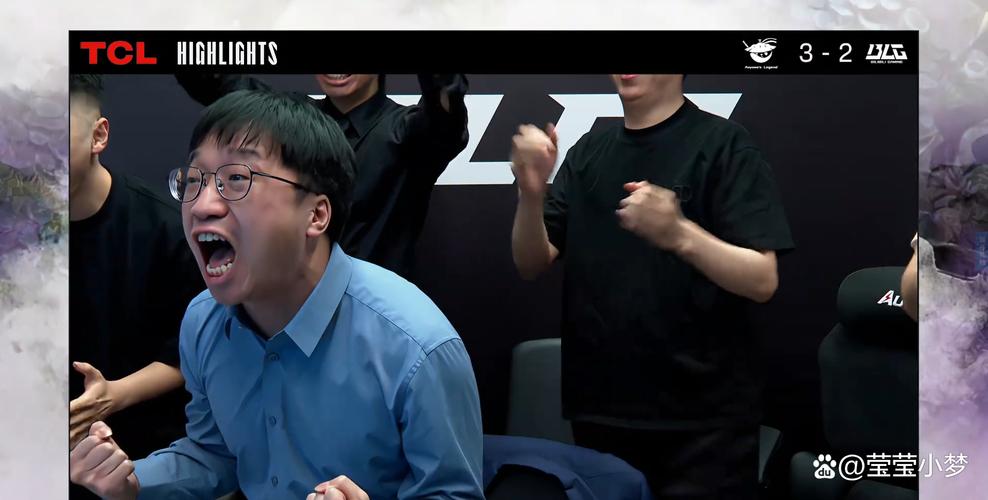 Tabe教练：野区的F6，也是一个非常重要的获取资源的点