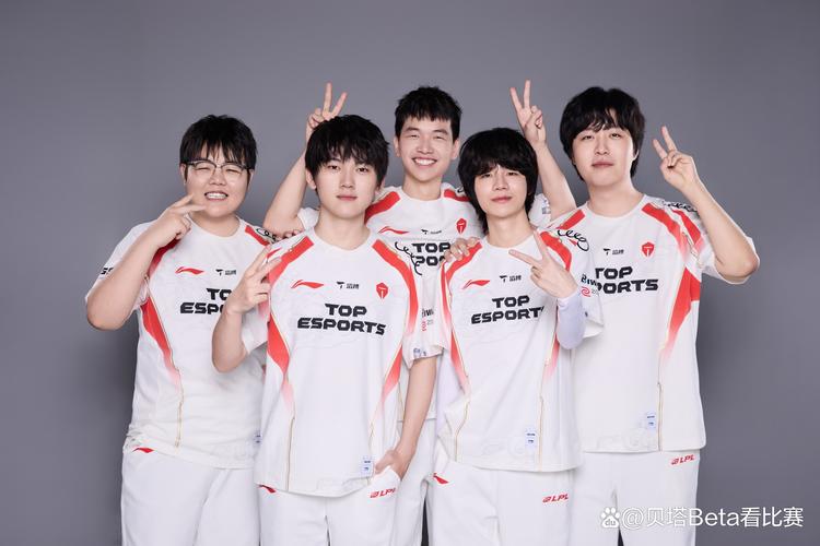 TES 2-0 JDG：Tian纳亚菲利超神表现，TES再度逆转横扫JDG