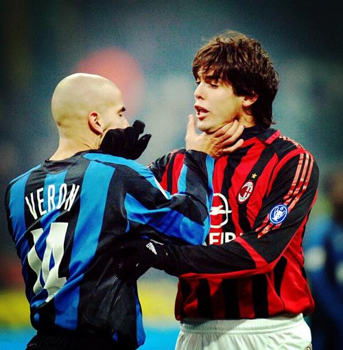 AC米兰遭遇联赛2连败 红黑军团陷入危机