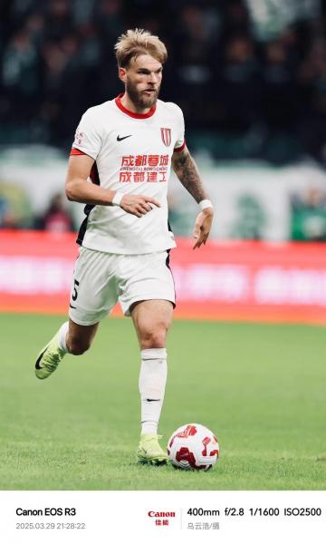 国安主帅：最后时刻失球令人沮丧 国安不敌蓉城