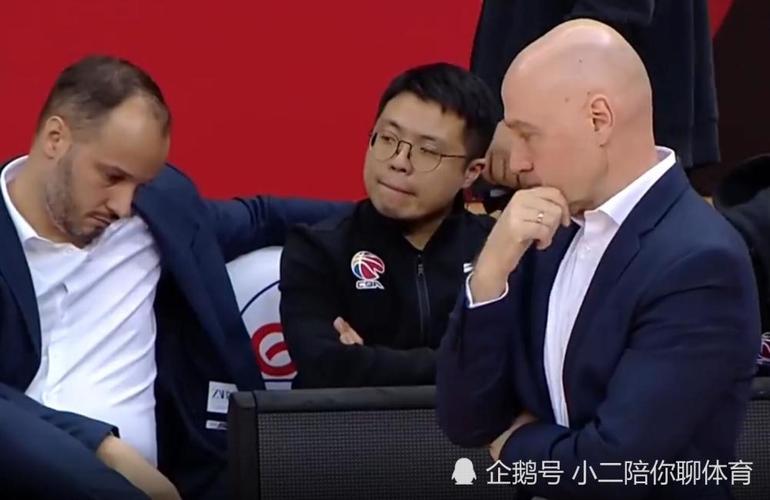 费耶诺德战平奈梅亨出现争议判罚 球员在社交媒体上发泄不满