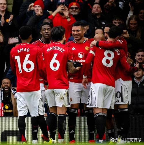 英超曼联1-2利兹联 红魔仍第三