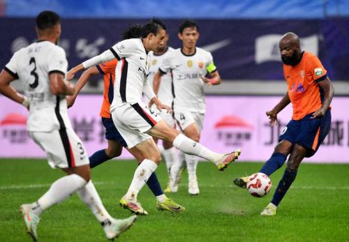 中超青岛海牛VS青岛西海岸前瞻 西海岸赛季至今三场客场未尝胜绩