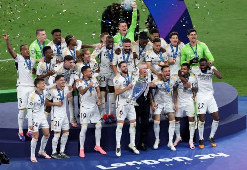 媒体：皇马燃尽所有打不死拜仁 皇马惨遭淘汰