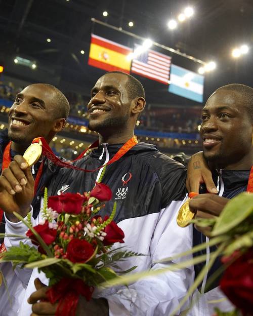 奥尼尔转发季后赛输球榜 詹姆斯108场排第一