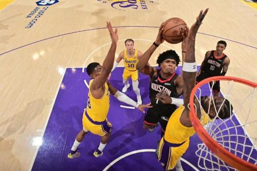 ESPN预测马刺对阵开拓者胜率 主队高达82.3%