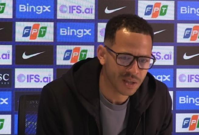 切尔西官宣罗塞尼尔下课 仅执教104天