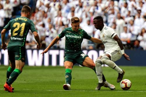 西甲皇家贝蒂斯1-1皇家马德里 贝蒂斯读秒绝平